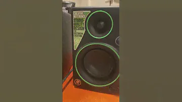 Mackie CR3 powered studio monitors #mackiegear #studiomonitors #cr3 #studio #musicstudio