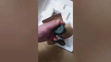 Mackie CR8S-X unboxing