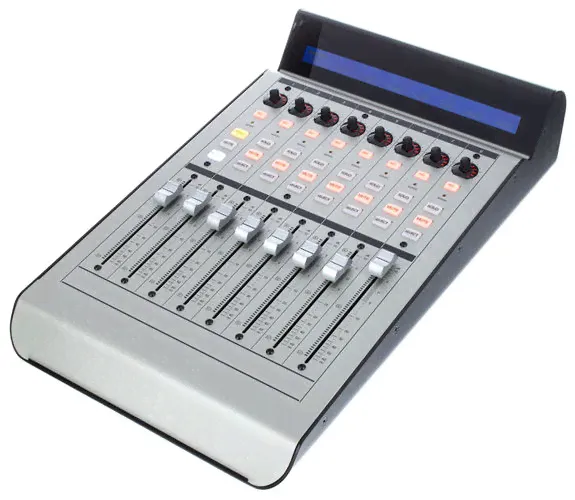Контрольная панель Mackie Control XT Pro-0