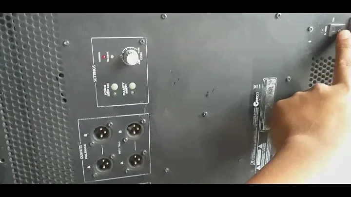 mackie hd1501  problem part1